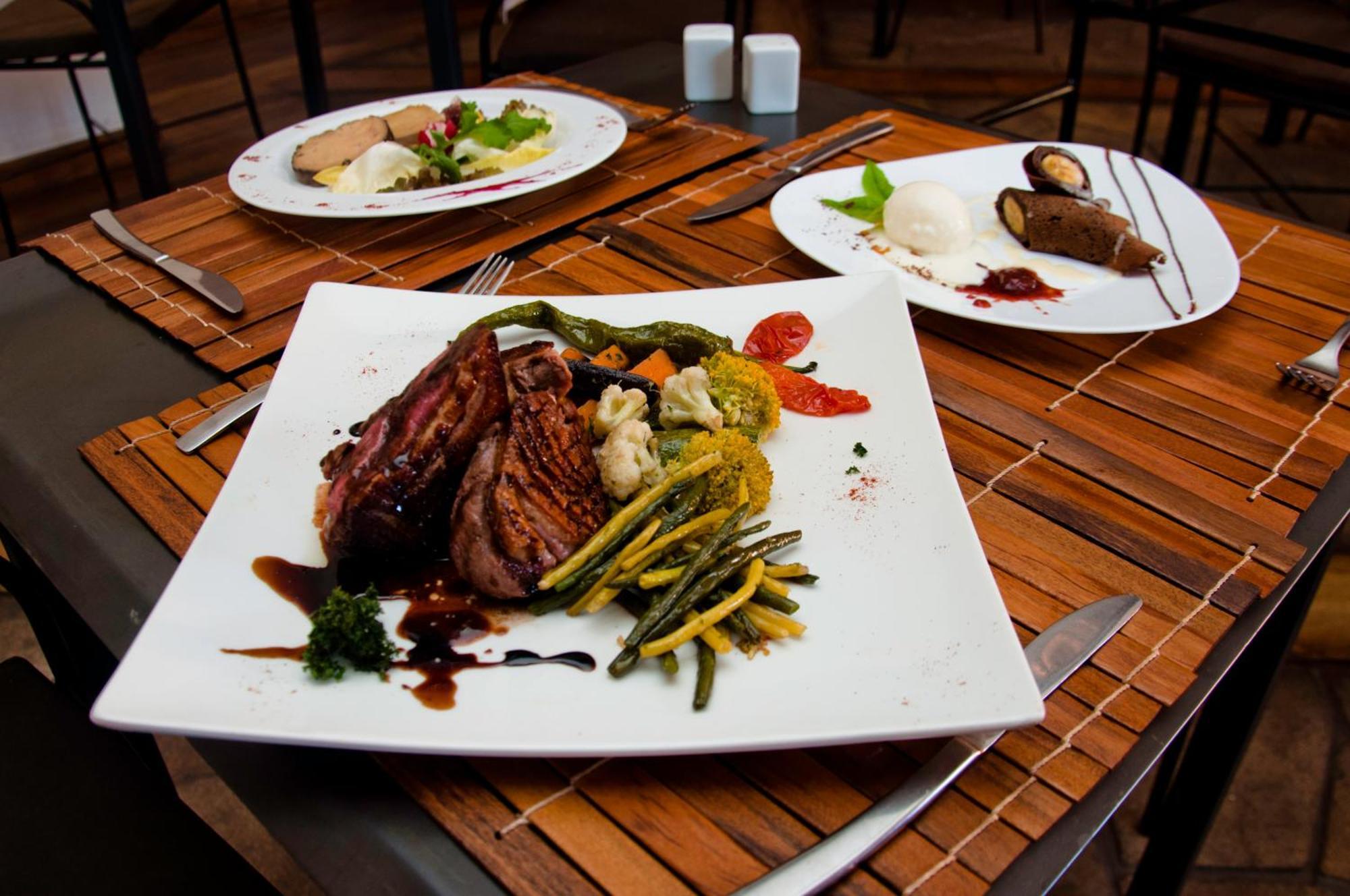 Hotel Restaurant Le Combava Antananarivo Exteriér fotografie